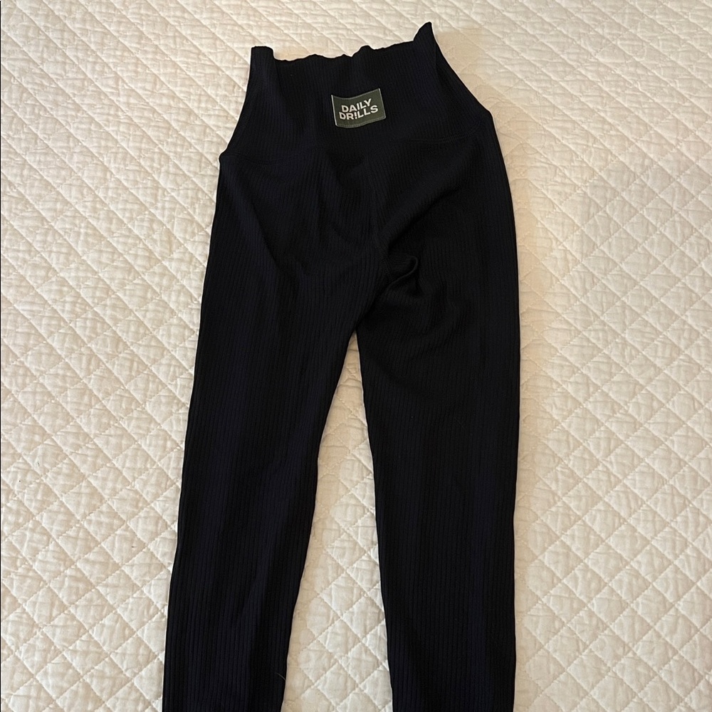 Daily Drills Black Ribbed Leggings